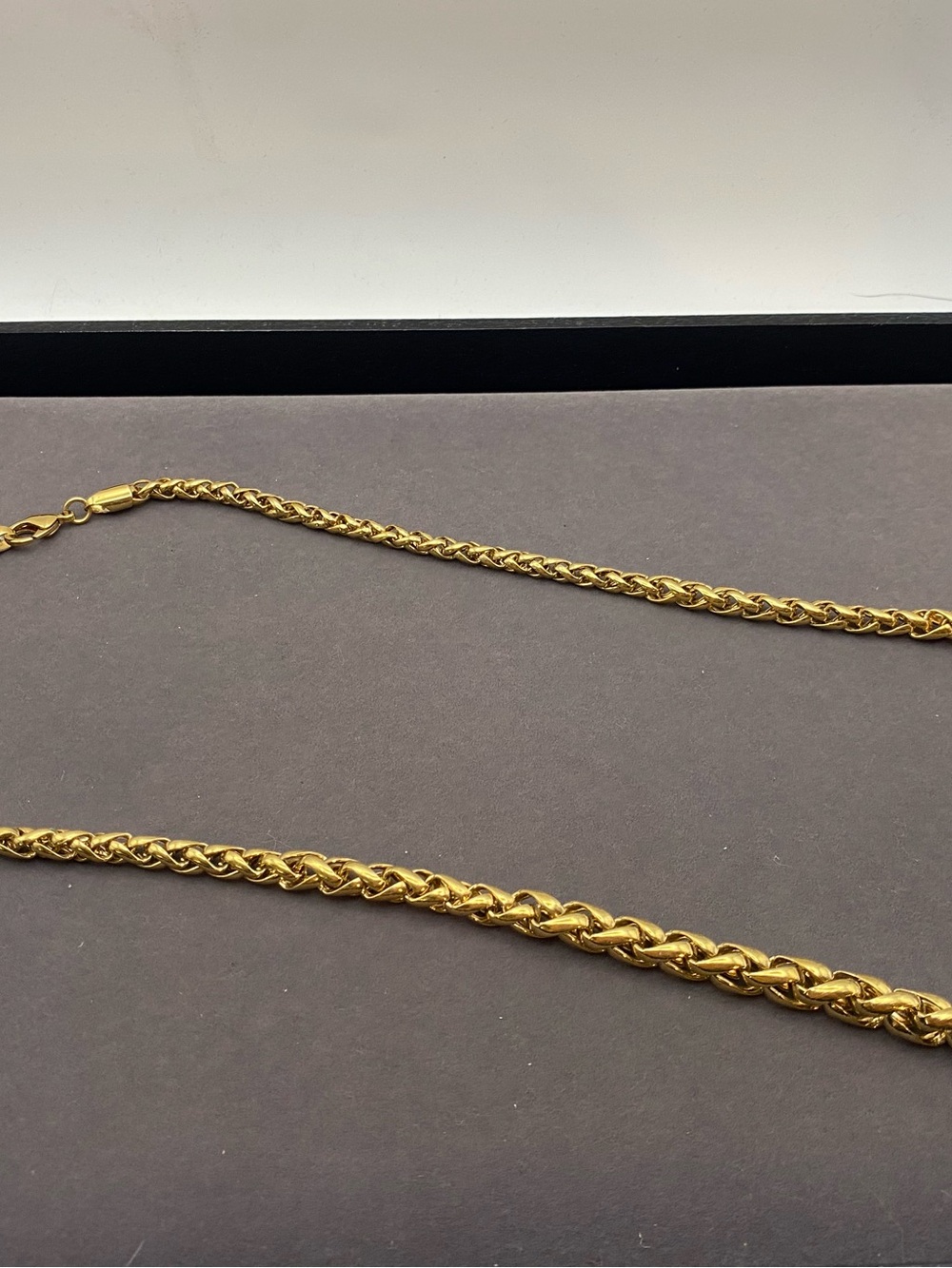 Classic Gold Tone Chunky Rope Chain Necklace with twisted link design - Picture 5 of 11
